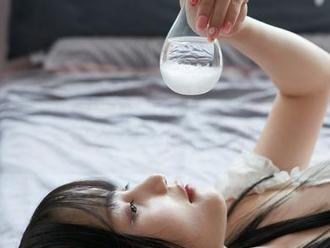 蜜桃社 – 初月的精选图包：谁能想象剧情会这么……呃，深邃？