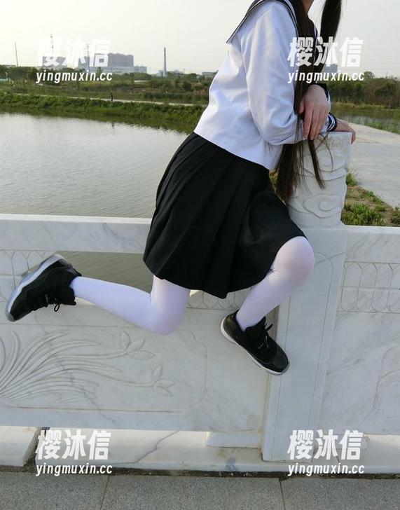 精选西尔酱的白丝图集，乍一看都快要失神了