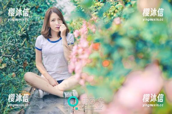青豆客-Abby王乔恩 青豆客 - Abby王乔恩的眼镜,原图就像是我为它编织的奇怪故事,小册子里还有更多趣事等着你!
