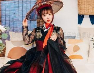 [Loozy]恋物咖啡馆更新，韩国孙乐乐的合集让人挠头？